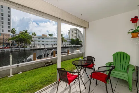 440 Paradise Isle Blvd # 101, Hallandale Beach FL 33009