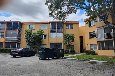 4384 NW 9th Ave # 2D, Deerfield Beach FL 33064