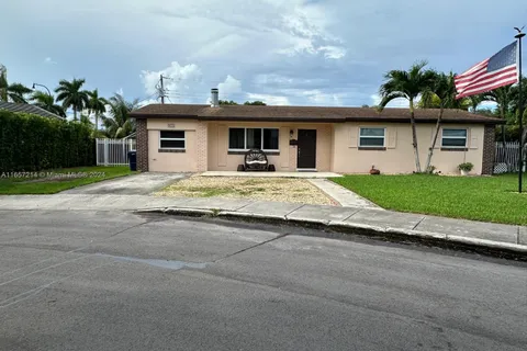 9611 SW 58 Street, Miami FL 33173