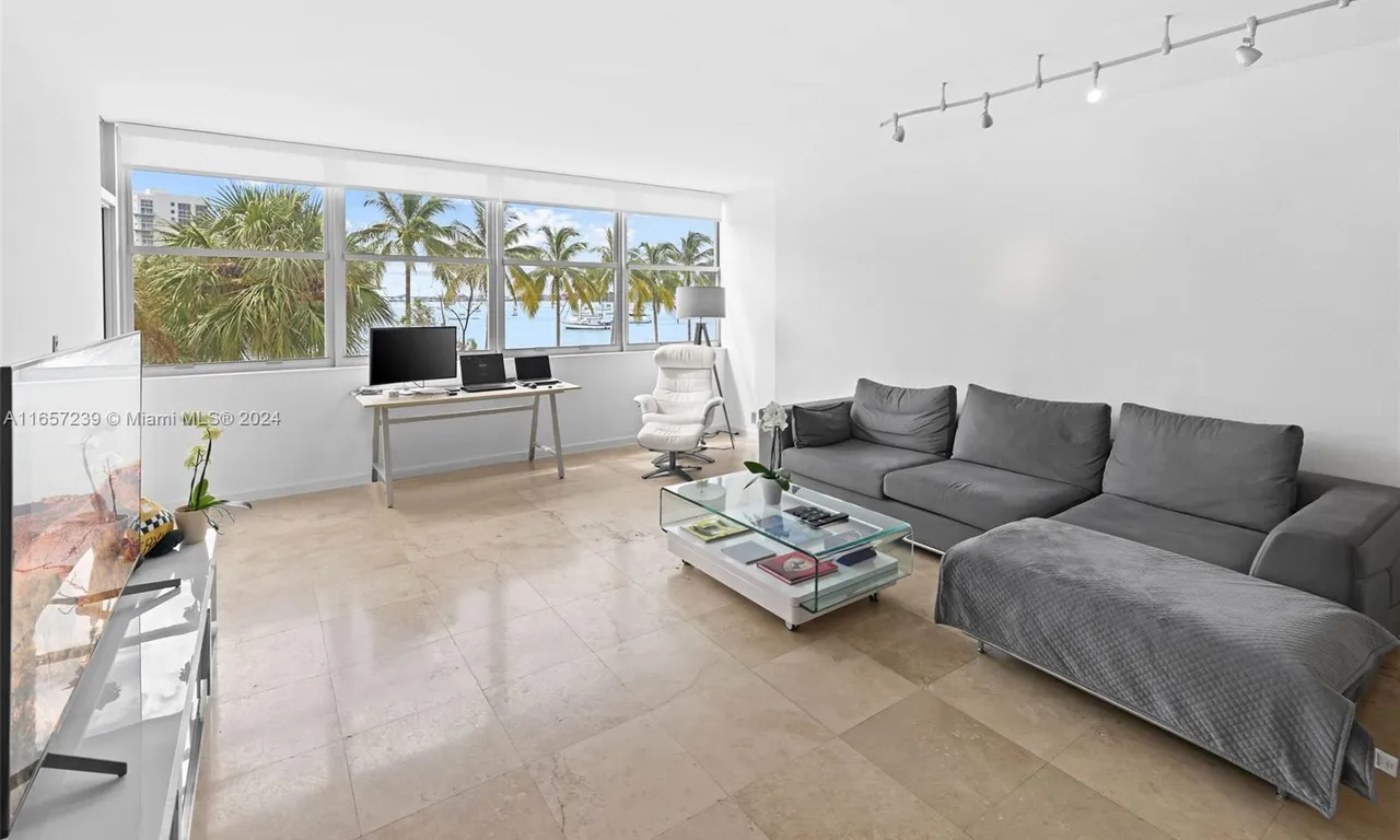 20 Island Ave # 211, Miami Beach FL 33139