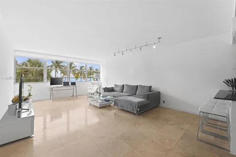 20 Island Ave # 211, Miami Beach FL 33139