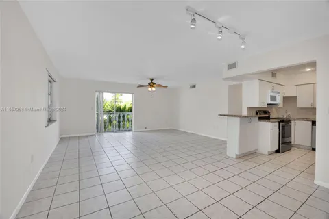 1150 Madruga Ave # B301, Coral Gables FL 33146