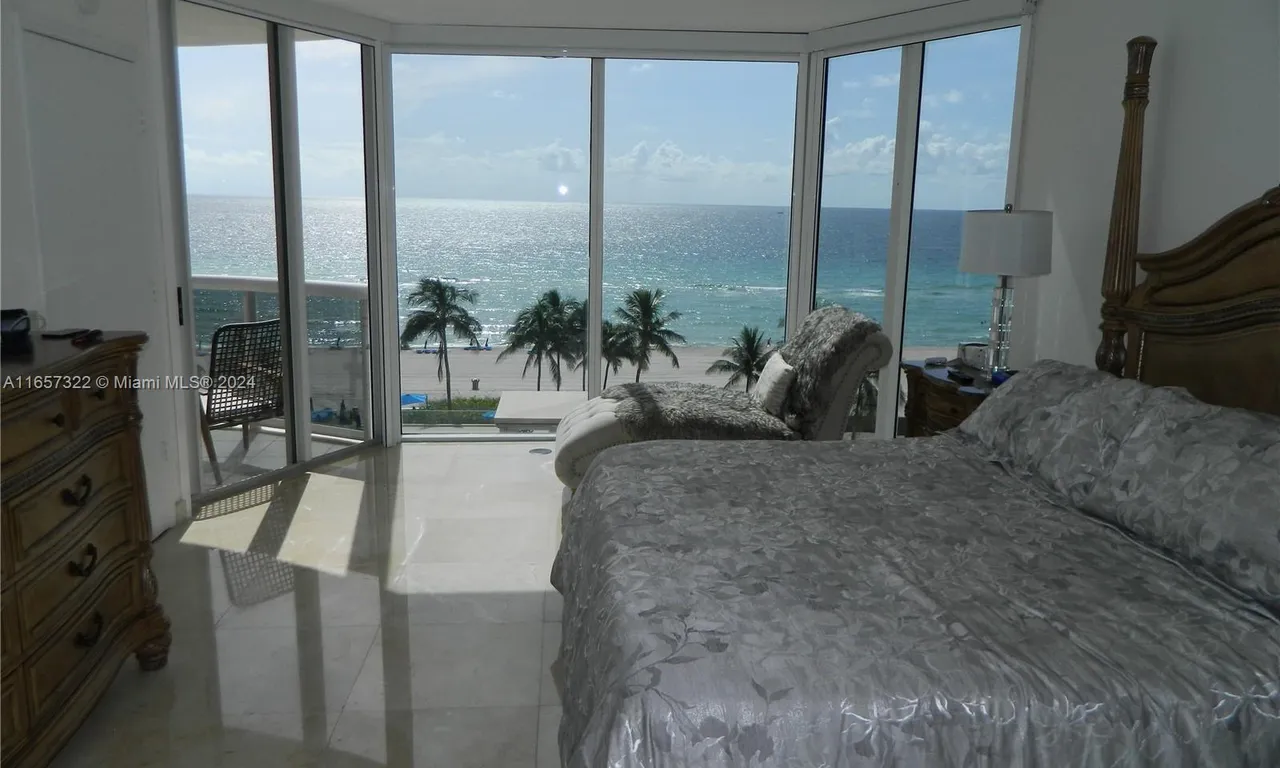 17555 Collins Ave # 703, Sunny Isles Beach FL 33160