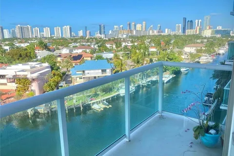 2841 NE 163rd St # 803, North Miami Beach FL 33160