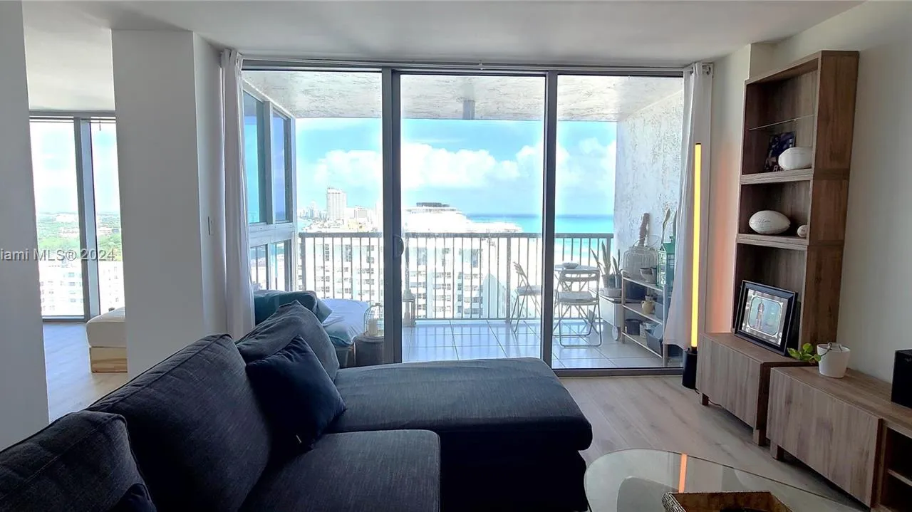 2655 NE Collins Ave # 2405, Miami Beach FL 33140