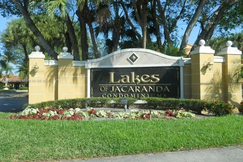 10781 Cleary Blvd # 210, Plantation FL 33324