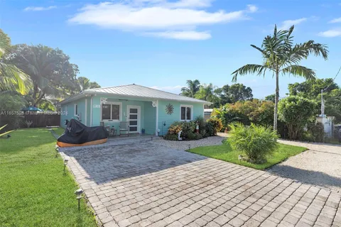 10 Rose Place, Key Largo FL 33037