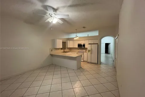 8713 NW 146th Ln, Miami Lakes FL 33018