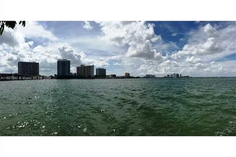 2130 Bay Dr, Miami Beach FL 33141
