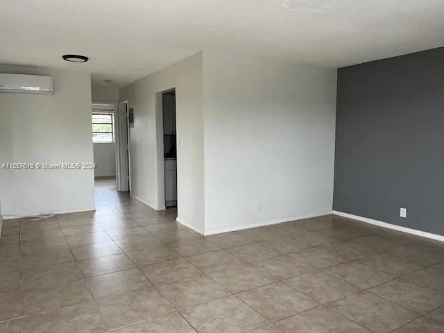 5610 NE 18th Ave # 8, Fort Lauderdale FL 33334