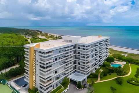 199 Ocean Lane Dr # 410, Key Biscayne FL 33149