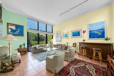 205 E Enid Drive # 32, Key Biscayne FL 33149