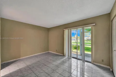 171 E MANSFIELD, Boca Raton FL 33434