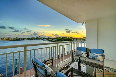 511 Bayshore Dr # 308, Fort Lauderdale FL 33304