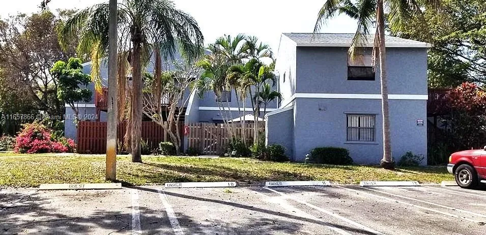 11 Crossings Cir # C, Boynton Beach FL 33435