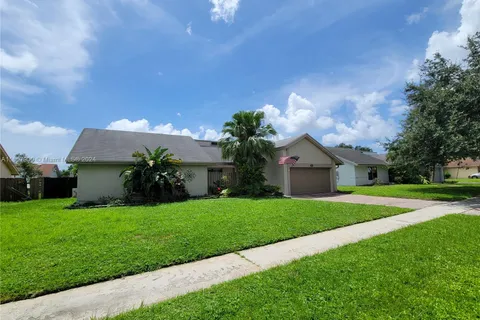 8300 NW 51st Ct, Lauderhill FL 33351