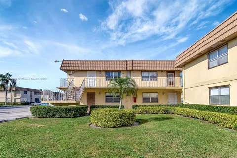 180 Saxony # D, Delray Beach FL 33446