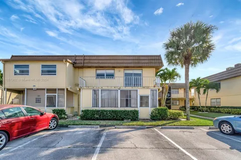 180 Saxony # D, Delray Beach FL 33446