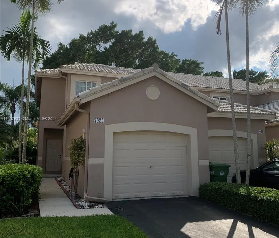 2074 Madeira D # 2074, Weston FL 33327