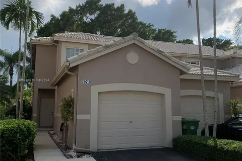 2074 Madeira D # 2074, Weston FL 33327