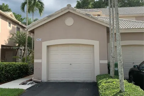 2074 Madeira D # 2074, Weston FL 33327