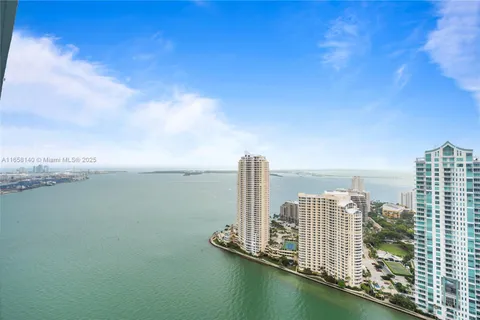 335 S Biscayne Blvd # 01, Miami FL 33131