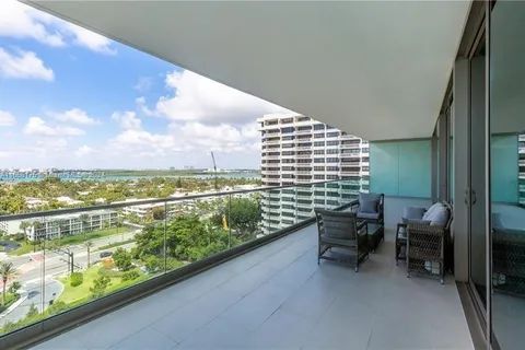 10203 Collins Ave # 1105, Bal Harbour FL 33154