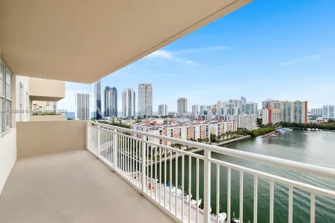 250 174th St # 1719, Sunny Isles Beach FL 33160