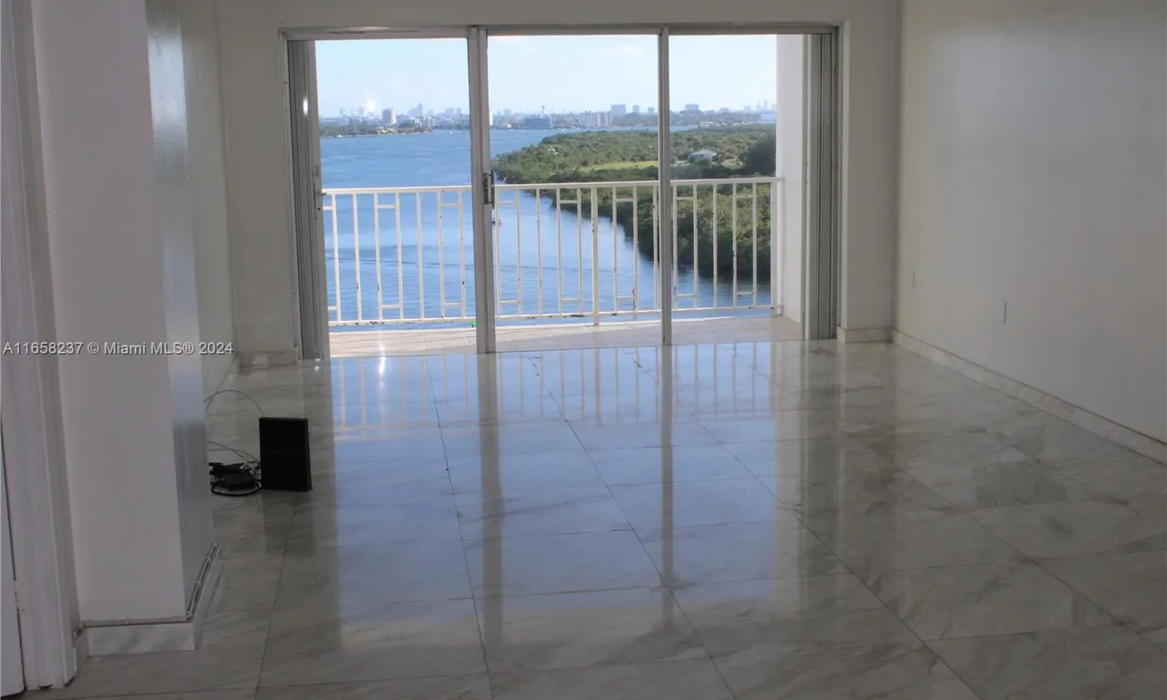 500 S Bayview Dr # 1428, Sunny Isles Beach FL 33160