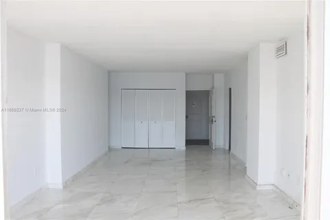 500 S Bayview Dr # 1428, Sunny Isles Beach FL 33160