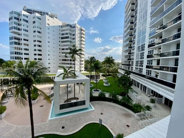 10275 Collins Ave # 316, Bal Harbour FL 33154