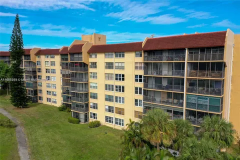 3771 Environ Blvd # 152, Lauderhill FL 33319