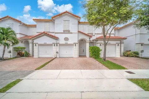 10749 NW 78th Ter # 10749, Doral FL 33178