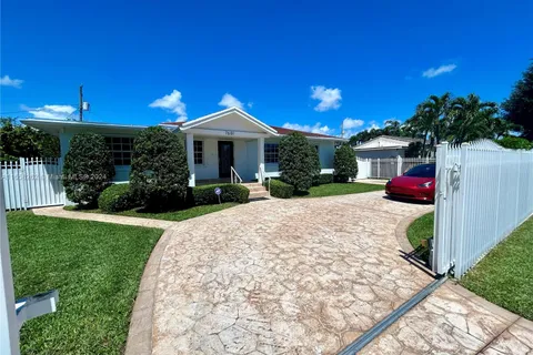 7601 SW 16th Ter, Miami FL 33155