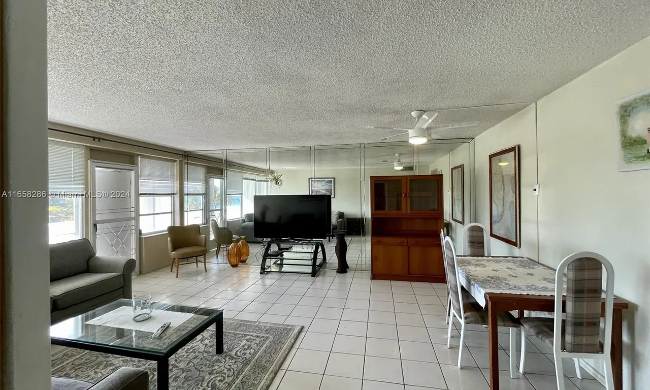 3111 N Ocean Dr # 308, Hollywood FL 33019