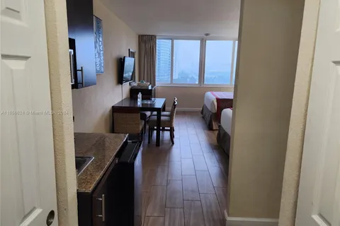 19201 Collins Ave # 1041, Sunny Isles Beach FL 33160