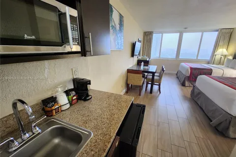 19201 Collins Ave # 1041, Sunny Isles Beach FL 33160