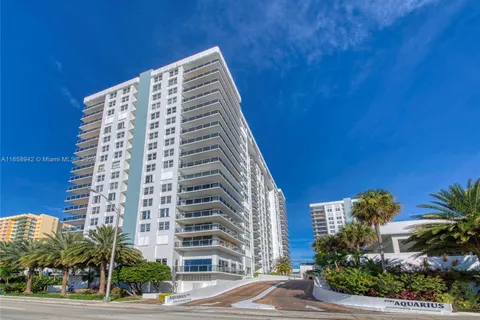 2751 S Ocean Dr # 1701S, Hollywood FL 33019