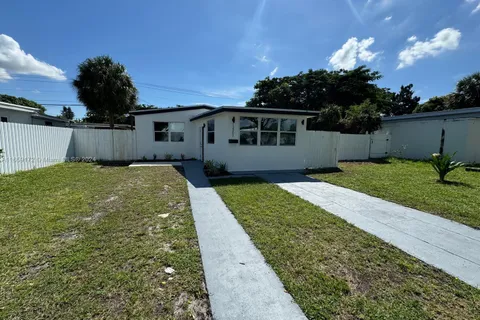 12205 NW 2nd Ave, North Miami FL 33168