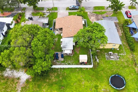 416 NW 21st Ter, Fort Lauderdale FL 33311