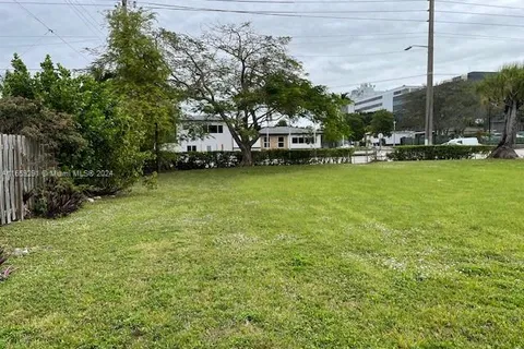 2114 SW 22 Avenue, Miami FL 33145