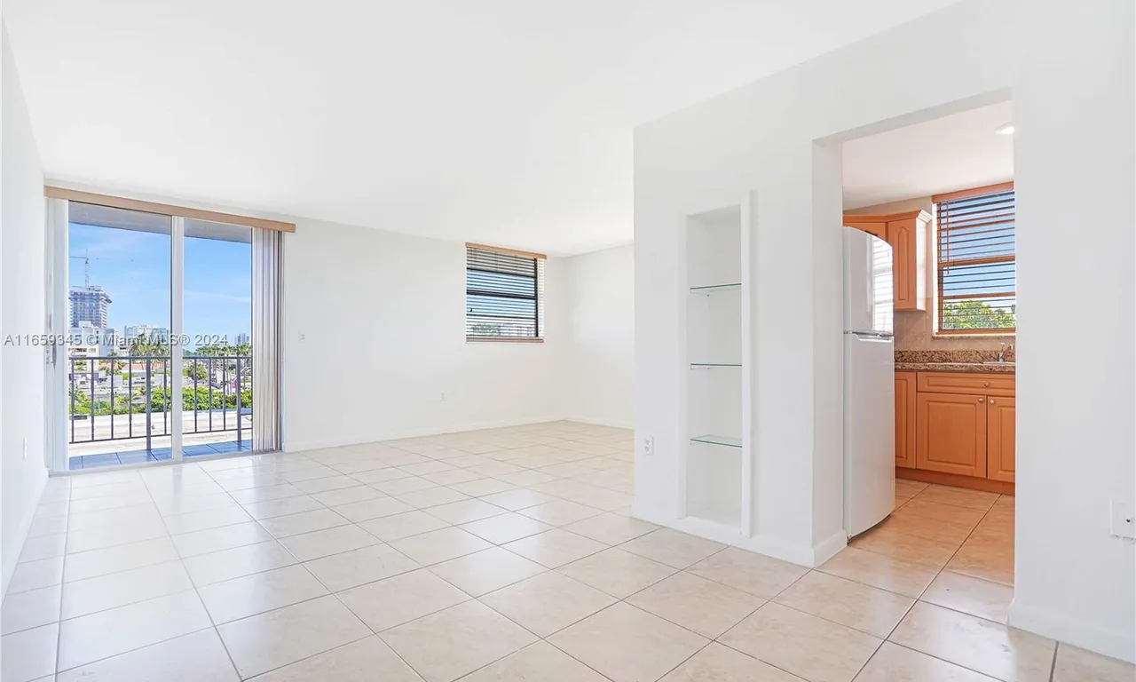 1145 Normandy Dr # 501, Miami Beach FL 33141