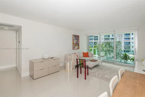 1000 West Ave # 327, Miami Beach FL 33139