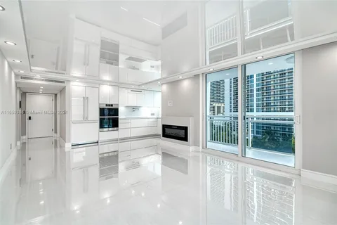 1849 S Ocean Dr # 914, Hallandale Beach FL 33009