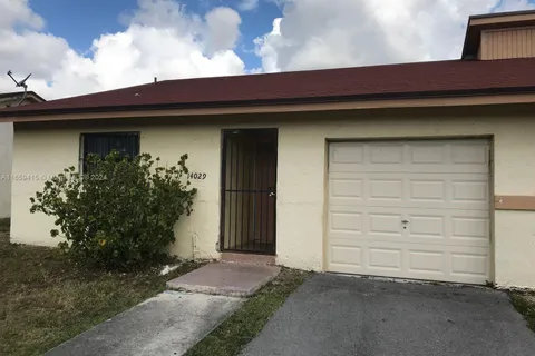 14029 SW 282nd St, Homestead FL 33033