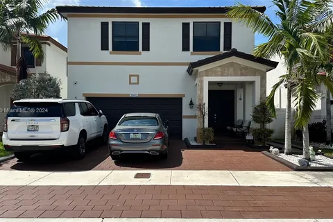 3592 W 104th Ter, Hialeah FL 33018