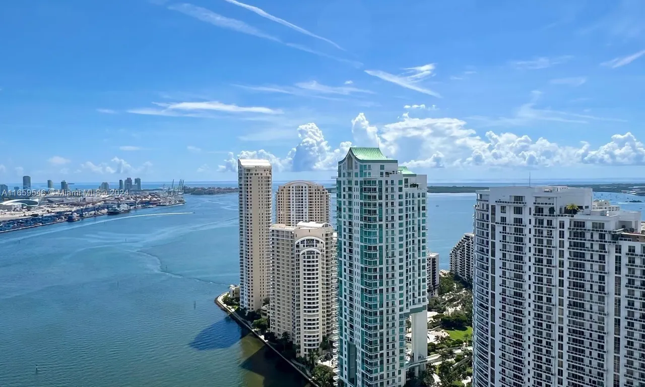 300 Biscayne Blvd Way # 3903C, Miami FL 33132