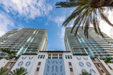 330 Sunny Isles Blvd # 1605, Sunny Isles Beach FL 33160