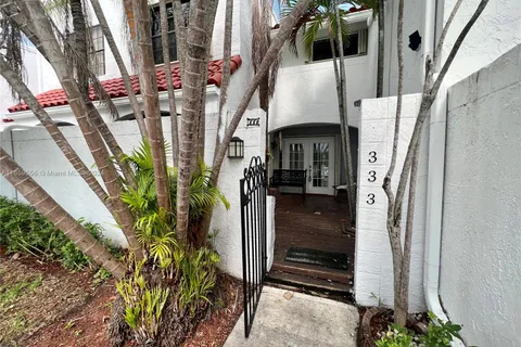20940 Bay Ct # 3, Aventura FL 33180