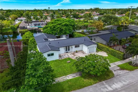 3430 SW 123rd Ct, Miami FL 33175